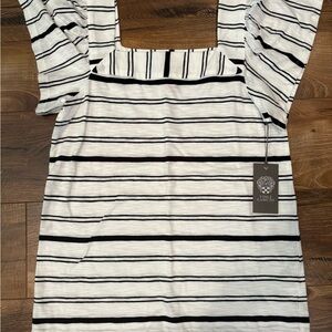 Vince Camuto Black and White Striped Top NWT Sz XS